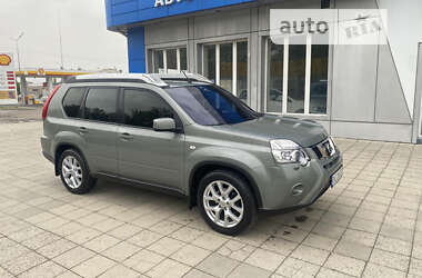 Внедорожник / Кроссовер Nissan X-Trail 2010 в Николаеве