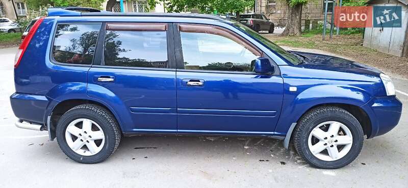 Позашляховик / Кросовер Nissan X-Trail 2004 в Одесі