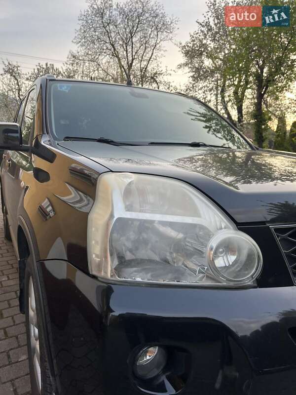 Позашляховик / Кросовер Nissan X-Trail 2008 в Львові