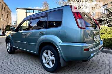 Позашляховик / Кросовер Nissan X-Trail 2002 в Львові