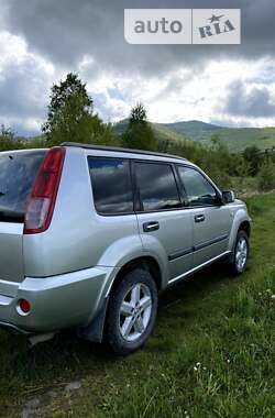 Внедорожник / Кроссовер Nissan X-Trail 2005 в Болехове