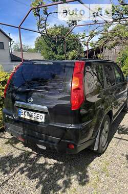 Внедорожник / Кроссовер Nissan X-Trail 2008 в Тячеве