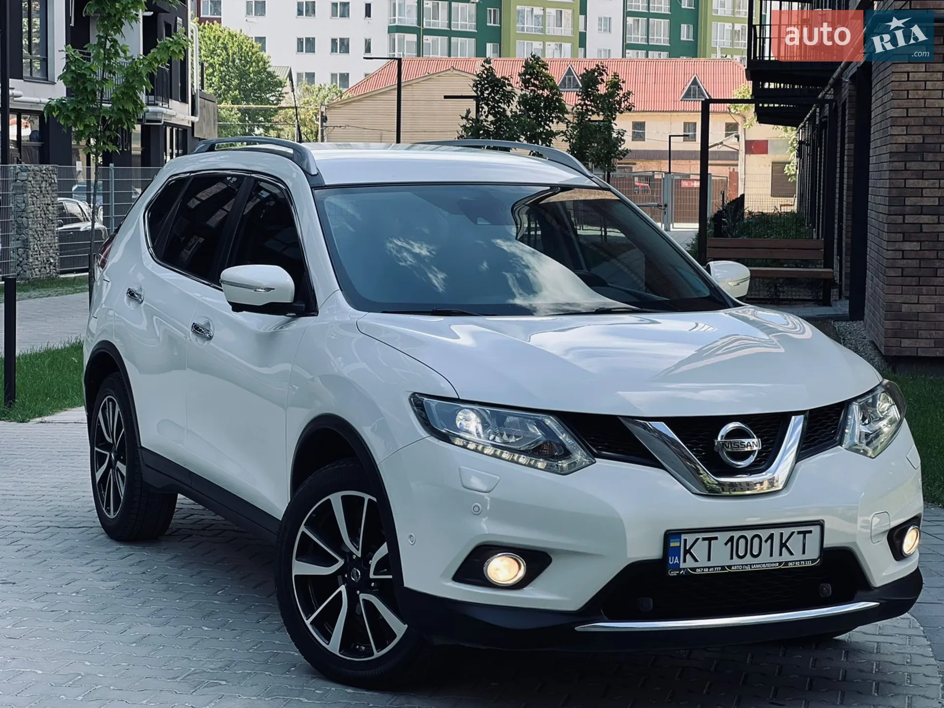 2015 Nissan X-Trail - мініатюра 2