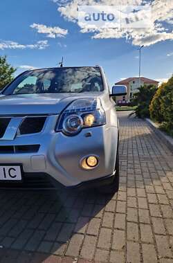 Позашляховик / Кросовер Nissan X-Trail 2012 в Ужгороді