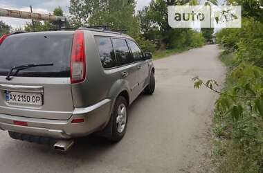 Внедорожник / Кроссовер Nissan X-Trail 2002 в Чугуеве