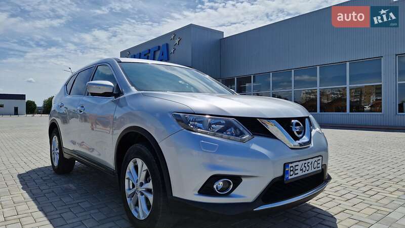 Позашляховик / Кросовер Nissan X-Trail 2017 в Первомайську
