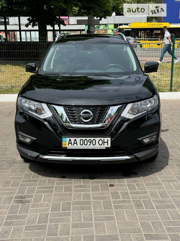 Внедорожник / Кроссовер Nissan X-Trail 2020 в Киеве