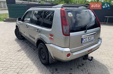Внедорожник / Кроссовер Nissan X-Trail 2004 в 