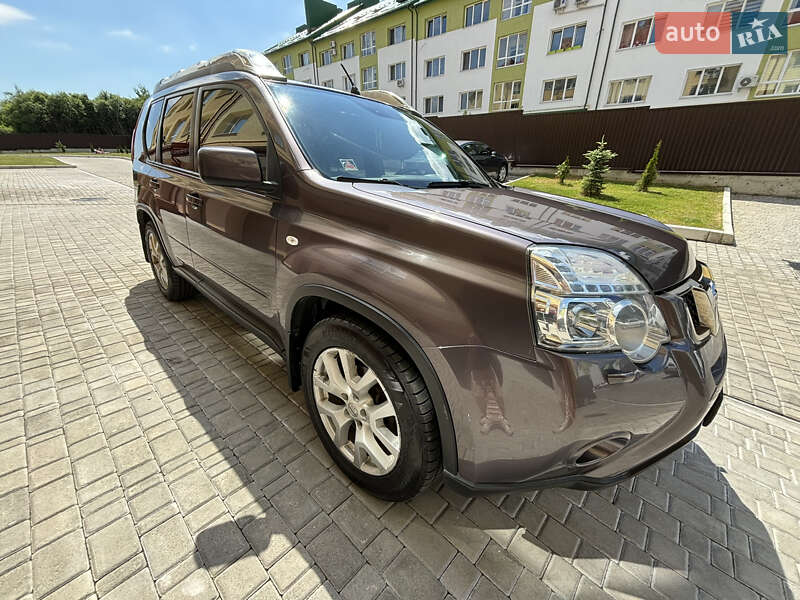 Позашляховик / Кросовер Nissan X-Trail 2012 в Львові