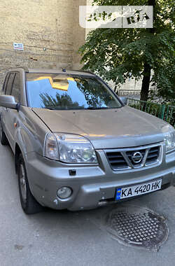 Позашляховик / Кросовер Nissan X-Trail 2003 в Києві