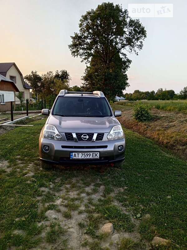 Внедорожник / Кроссовер Nissan X-Trail 2008 в Надворной