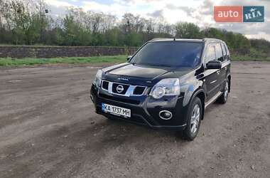 Внедорожник / Кроссовер Nissan X-Trail 2011 в 