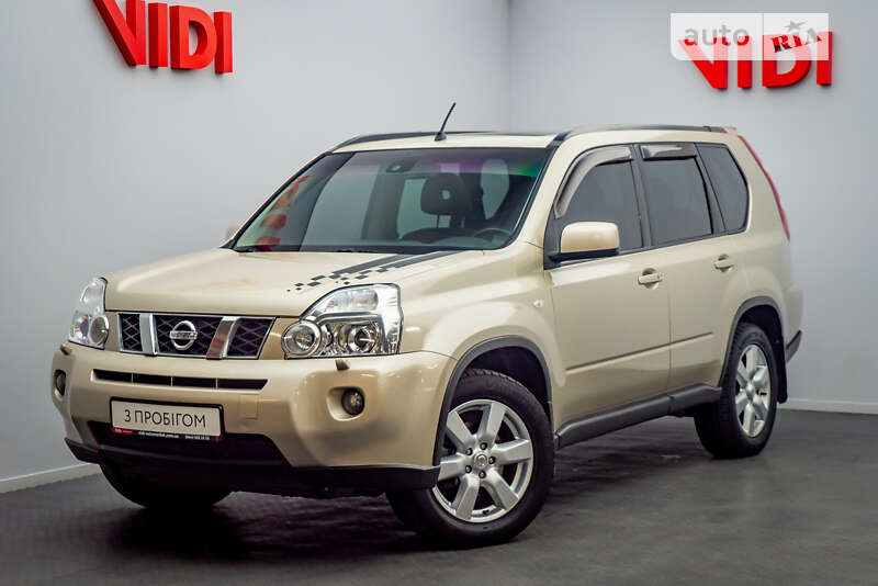 Внедорожник / Кроссовер Nissan X-Trail 2010 в Киеве