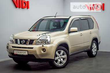 Внедорожник / Кроссовер Nissan X-Trail 2010 в Киеве