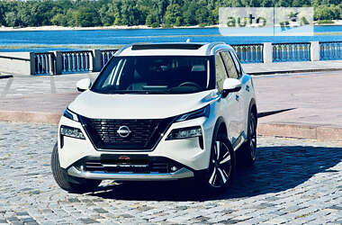 Внедорожник / Кроссовер Nissan X-Trail 2023 в Киеве