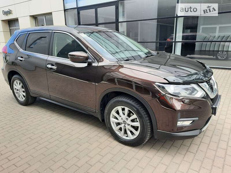 Внедорожник / Кроссовер Nissan X-Trail 2019 в Хмельницком