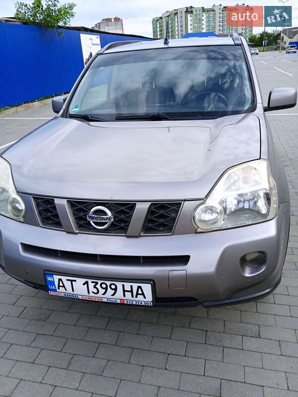 Внедорожник / Кроссовер Nissan X-Trail 2007 в Калуше