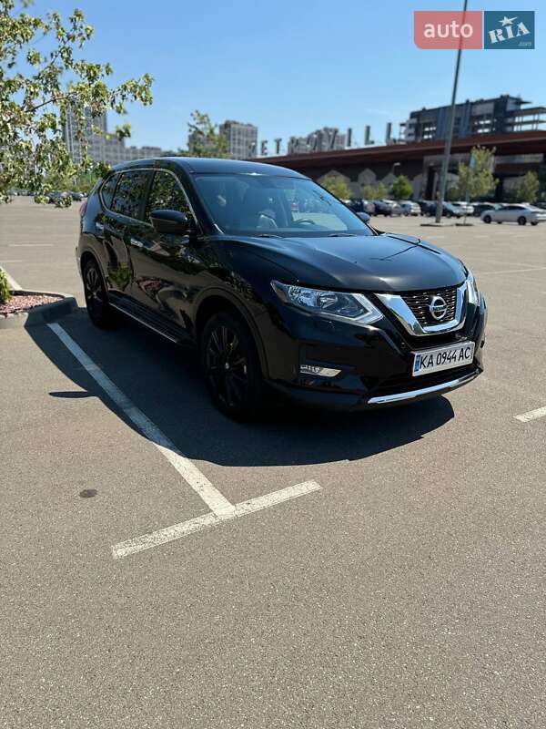 Внедорожник / Кроссовер Nissan X-Trail 2019 в Киеве