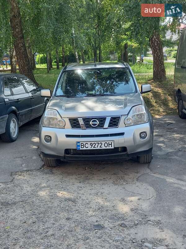 Nissan X-Trail 2010