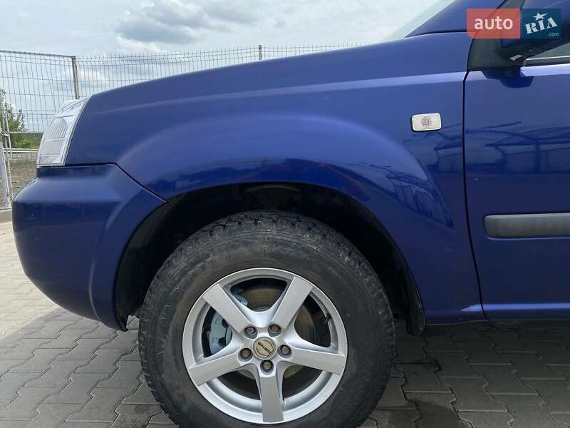 Позашляховик / Кросовер Nissan X-Trail 2005 в Луцьку