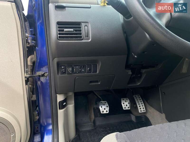 Позашляховик / Кросовер Nissan X-Trail 2005 в Луцьку