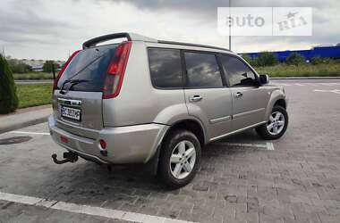 Позашляховик / Кросовер Nissan X-Trail 2004 в Стрию