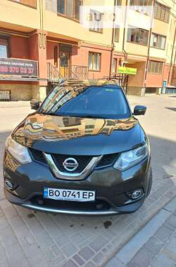 Позашляховик / Кросовер Nissan X-Trail 2015 в Тернополі