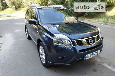 Позашляховик / Кросовер Nissan X-Trail 2014 в Києві