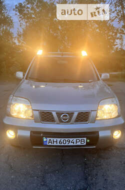 Внедорожник / Кроссовер Nissan X-Trail 2004 в Львове