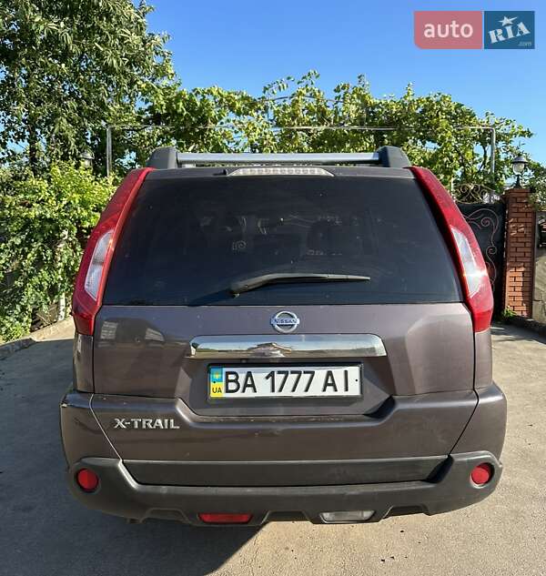 Позашляховик / Кросовер Nissan X-Trail 2011 в Долинській