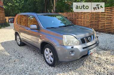 Внедорожник / Кроссовер Nissan X-Trail 2007 в Радивилове