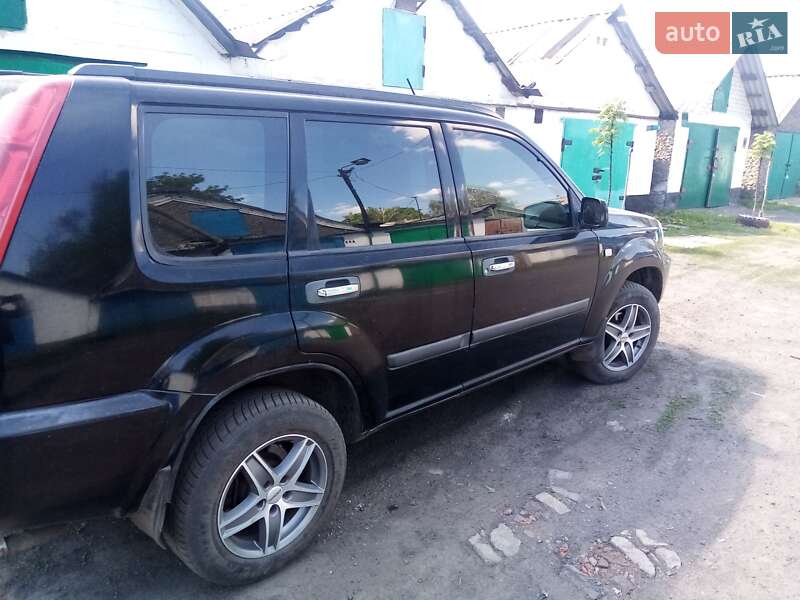 Внедорожник / Кроссовер Nissan X-Trail 2007 в Кременчуге