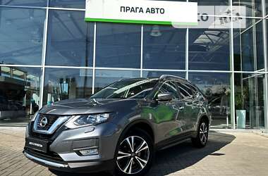 Внедорожник / Кроссовер Nissan X-Trail 2017 в Киеве