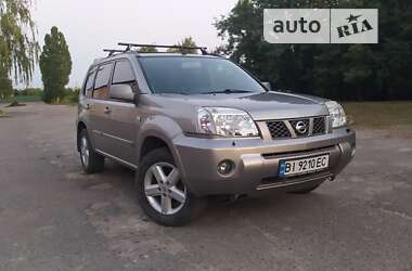 Внедорожник / Кроссовер Nissan X-Trail 2003 в Лубнах