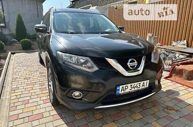 Позашляховик / Кросовер Nissan X-Trail 2016 в Нерубайське