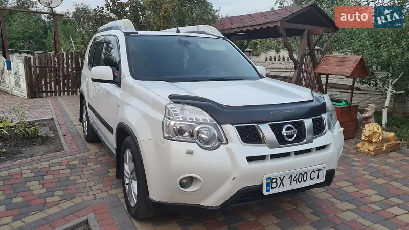 Внедорожник / Кроссовер Nissan X-Trail 2013 в 