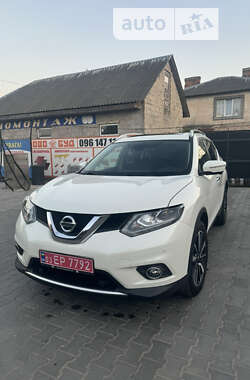 Позашляховик / Кросовер Nissan X-Trail 2014 в Локачах