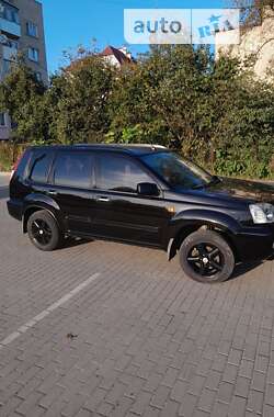 Позашляховик / Кросовер Nissan X-Trail 2003 в Львові