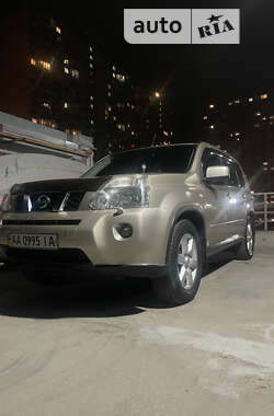 Позашляховик / Кросовер Nissan X-Trail 2008 в Києві