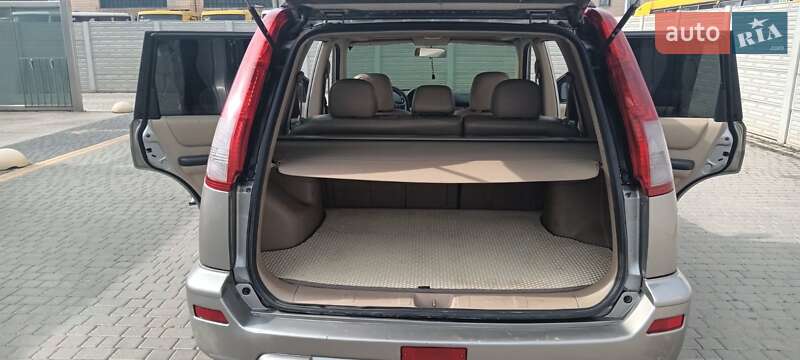 Внедорожник / Кроссовер Nissan X-Trail 2002 в Одессе
