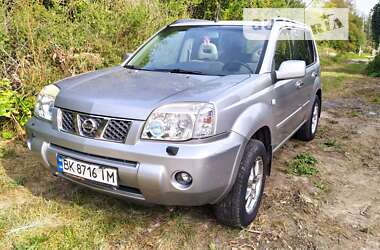 Внедорожник / Кроссовер Nissan X-Trail 2006 в Ровно