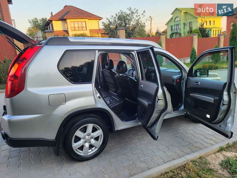 Позашляховик / Кросовер Nissan X-Trail 2007 в Хмельницькому