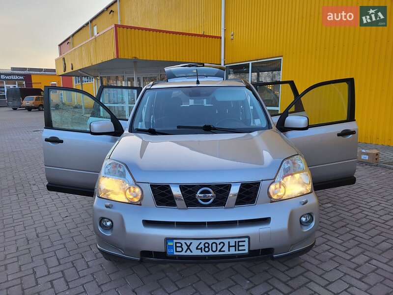 Позашляховик / Кросовер Nissan X-Trail 2008 в Хмельницькому