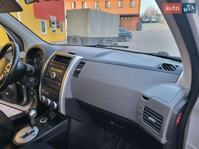Позашляховик / Кросовер Nissan X-Trail 2008 в Хмельницькому