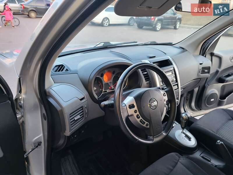 Позашляховик / Кросовер Nissan X-Trail 2008 в Хмельницькому