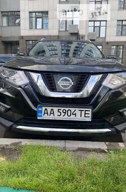 Позашляховик / Кросовер Nissan X-Trail 2017 в Києві