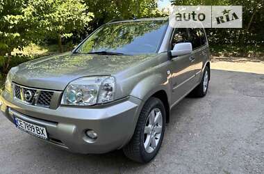 Внедорожник / Кроссовер Nissan X-Trail 2005 в Черновцах