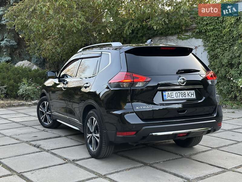 Внедорожник / Кроссовер Nissan X-Trail 2018 в Павлограде