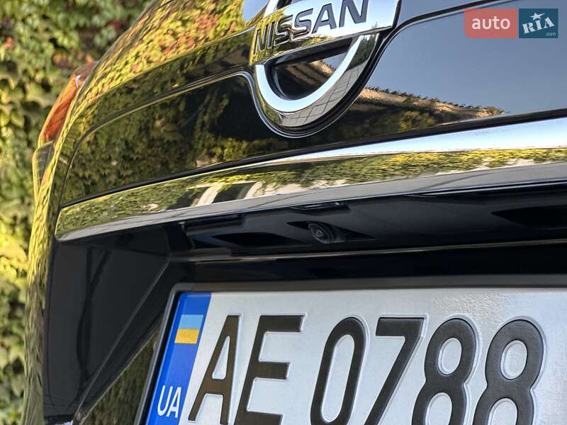 Внедорожник / Кроссовер Nissan X-Trail 2018 в Павлограде