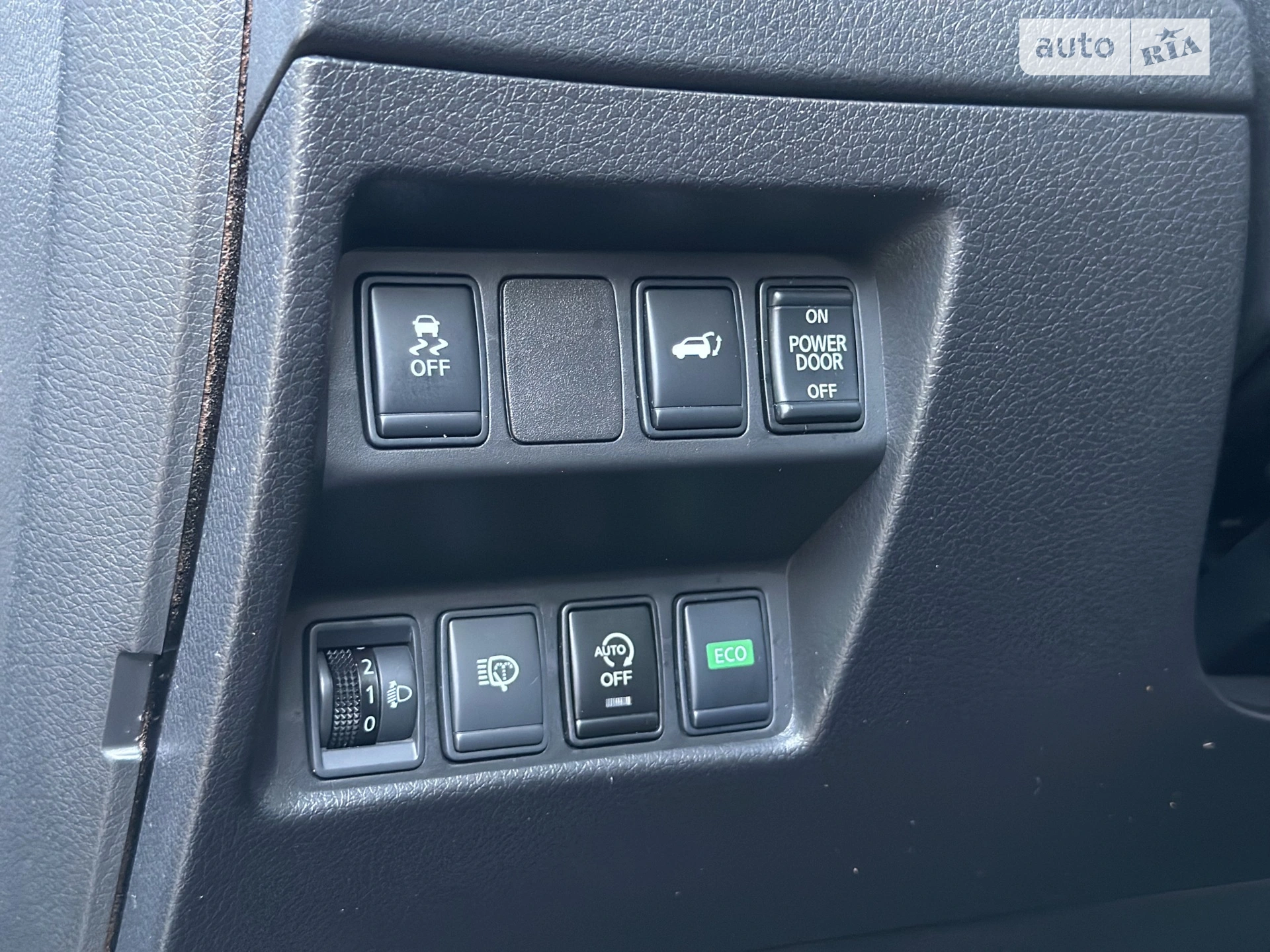 2018 Nissan X-Trail - мініатюра 31